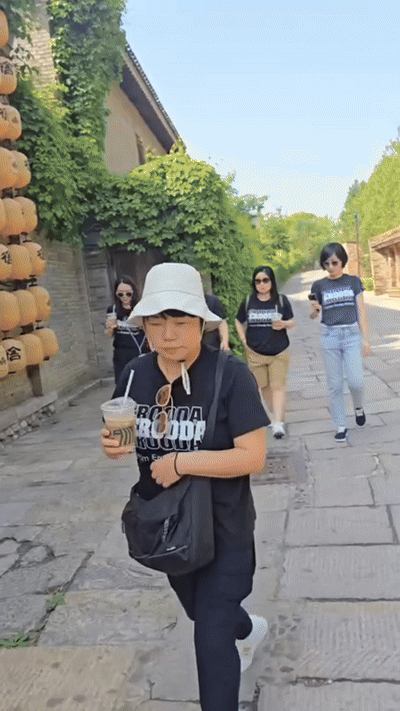 ccc247a903253fcc500a3a5d1cd9fa60_1748420976_7609.gif ccc247a903253fcc500a3a5d1cd9fa60_1748420976_7609.gif